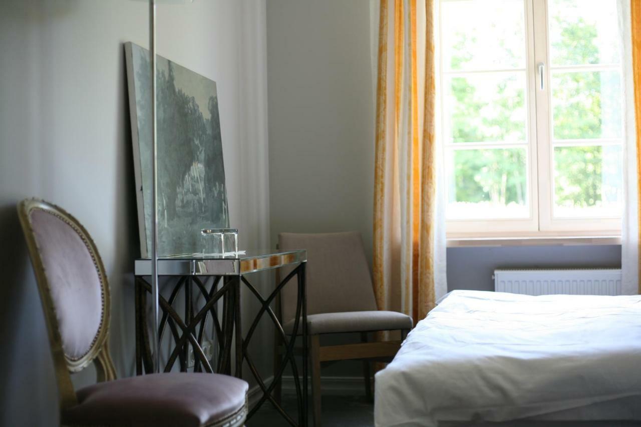 Lake & Library Boutique Hotel イグナリナ エクステリア 写真